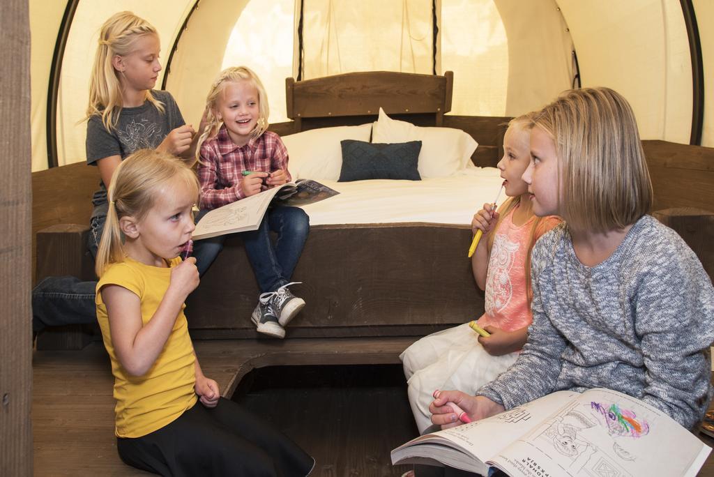 Conestoga Ranch Glamping Resort Garden City Luaran gambar