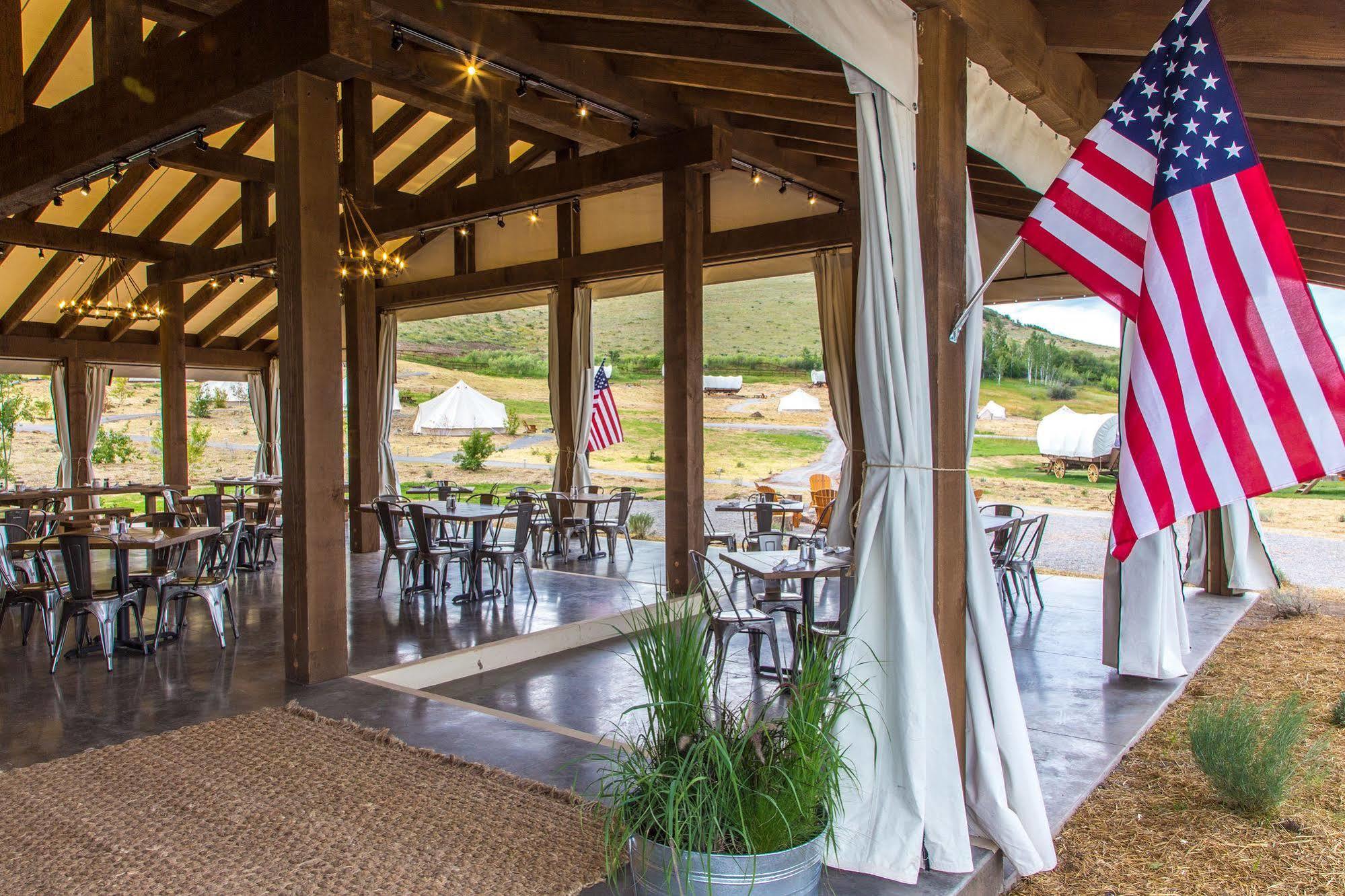 Conestoga Ranch Glamping Resort Garden City Luaran gambar