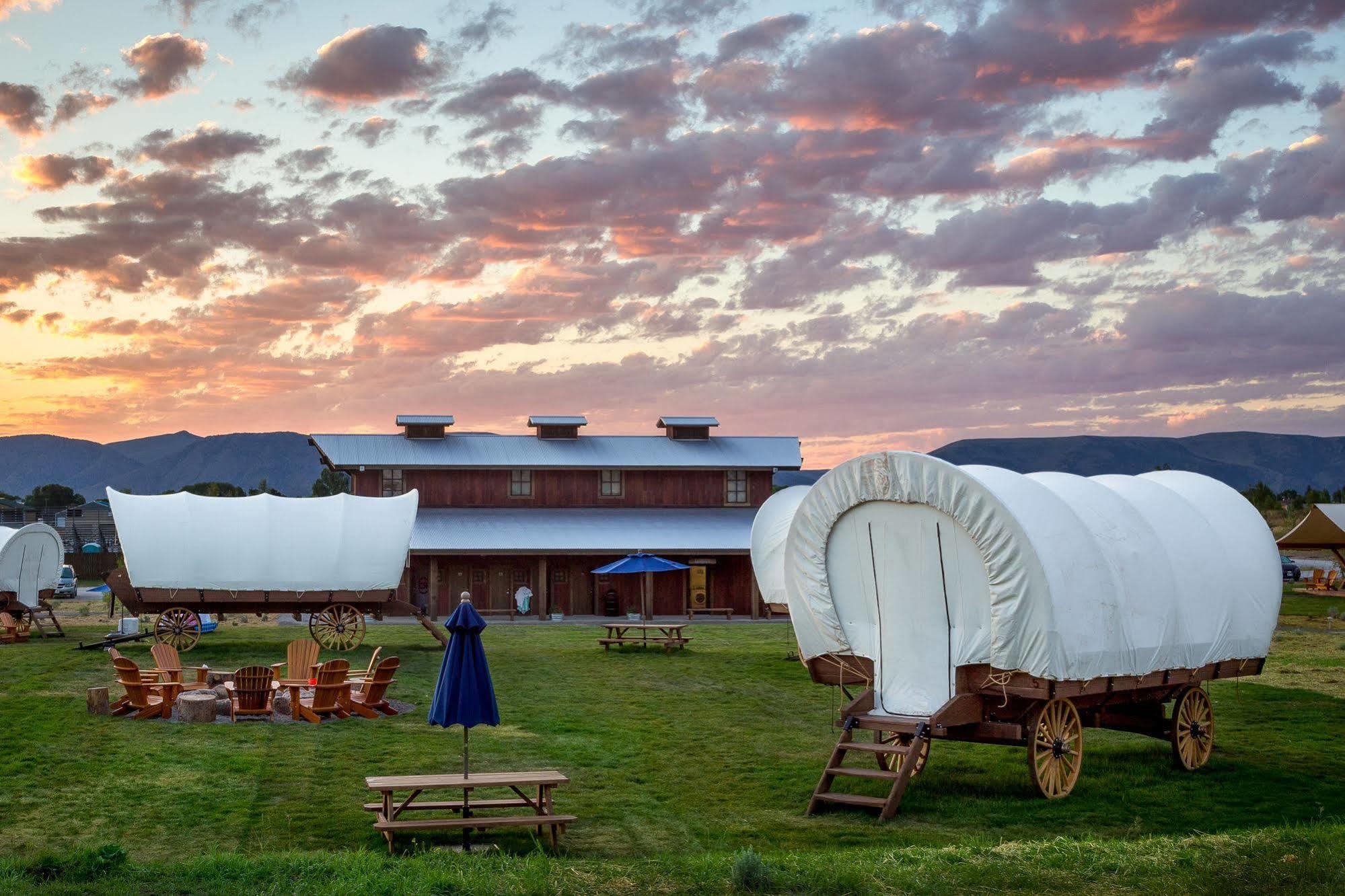 Conestoga Ranch Glamping Resort Garden City Luaran gambar