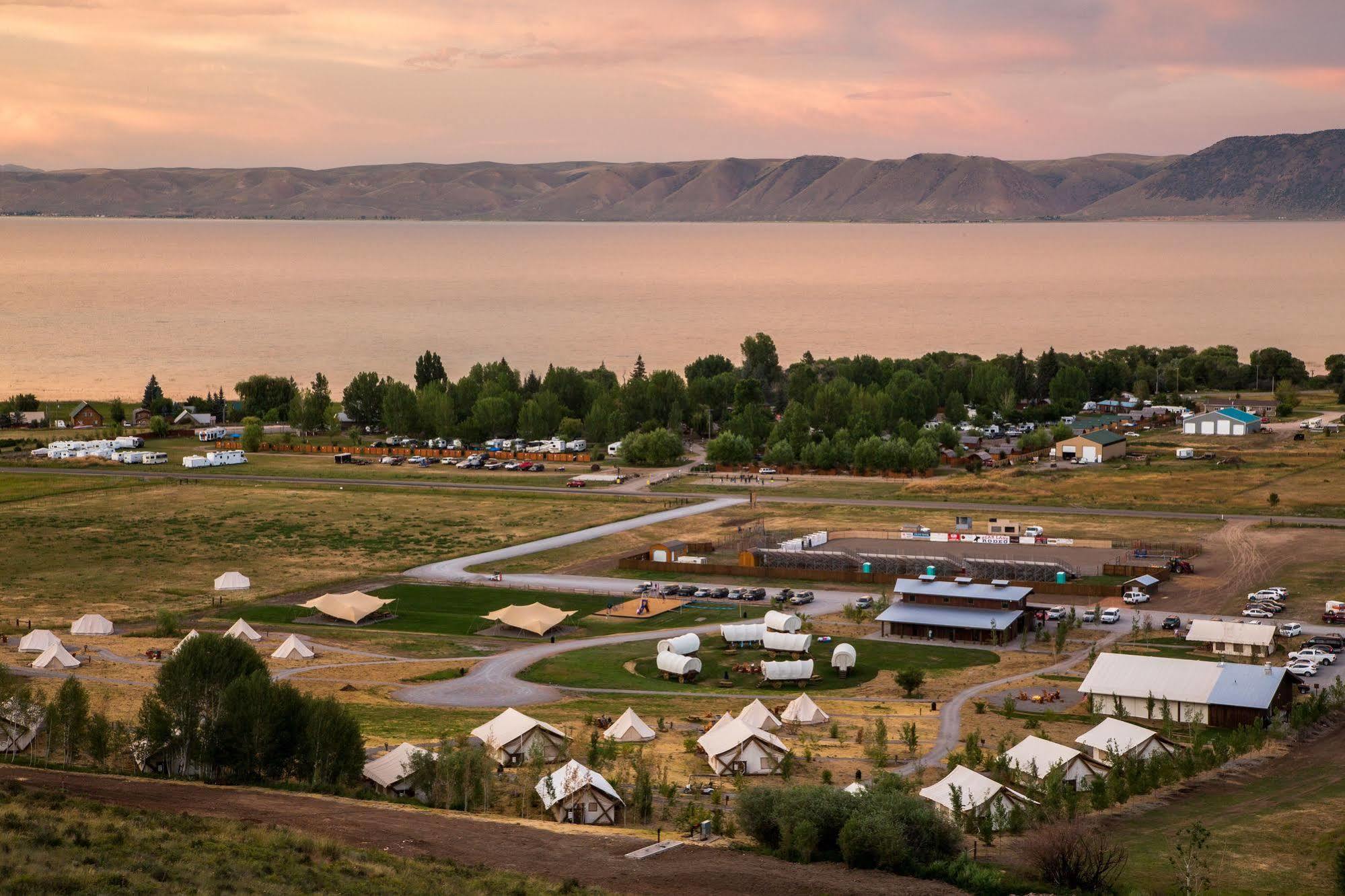 Conestoga Ranch Glamping Resort Garden City Luaran gambar